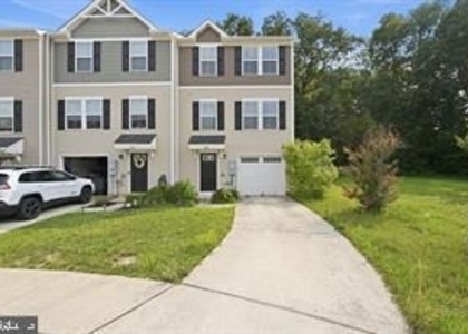 280 Sage Circle - Photo 1