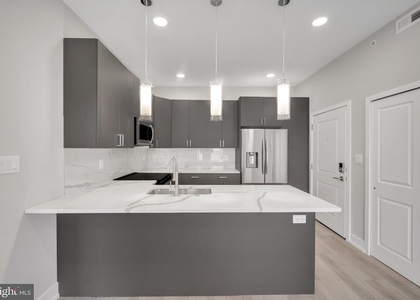 1111 24th Street - Photo 1