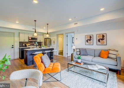 5001 Umbria Street - Photo 1