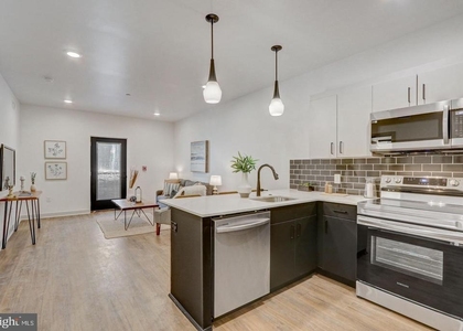 5001 Umbria Street - Photo 1