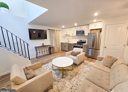 2401 Kensington Avenue - Photo 1