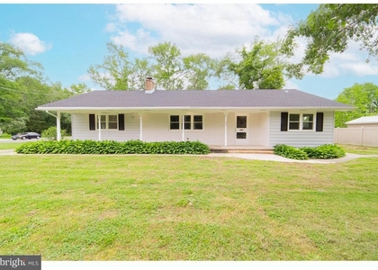 236 Cedar Avenue - Photo 1
