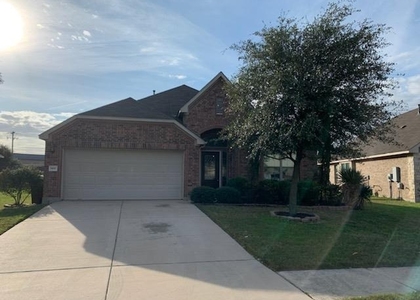 1441 Rainbow Parke Dr - Photo 1