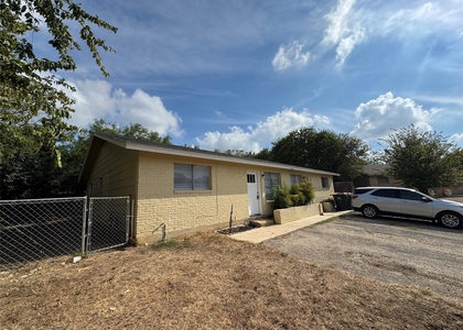 128 Coers Cir - Photo 1