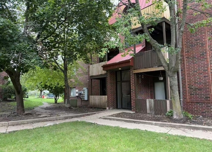 1340 Brook Street - Photo 1