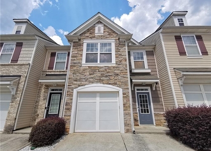 2073 Executive Drive - Photo 1