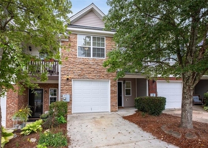 1436 Box Circle - Photo 1