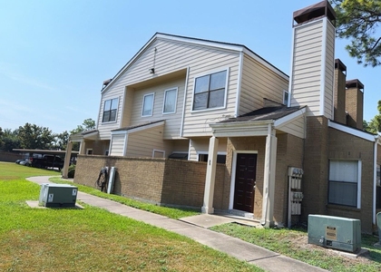7900 Bissonnet Street - Photo 1