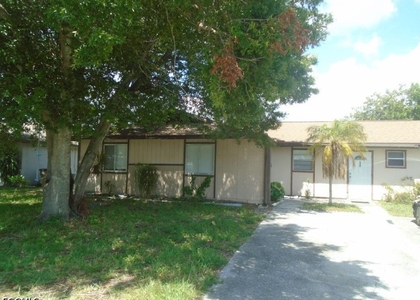 636 Se 13th Court - Photo 1