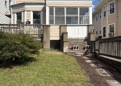 79 Midland - Photo 1
