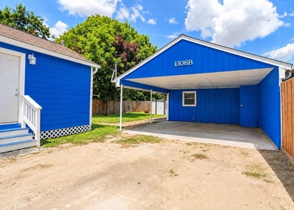1308 Idylwild Street - Photo 1