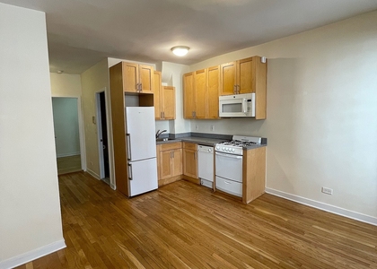 East 89 Street - Photo 1