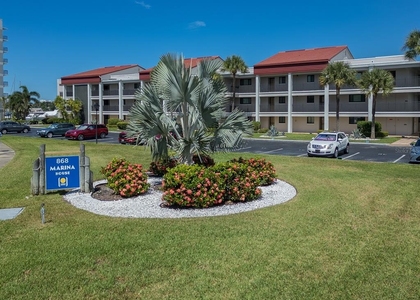868 Bayway Boulevard - Photo 1