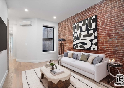 62-15 Catalpa Avenue - Photo 1