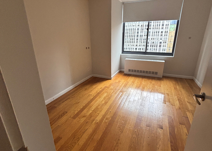 West 48th Street - Photo 1