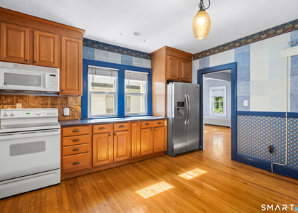118 Cambridge Street - Photo 1