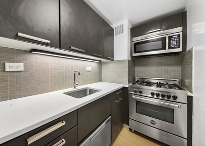 East 39th Street - Photo 1