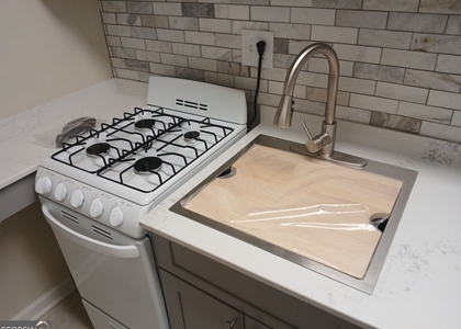 2805 Northeast Expressway Ne - Photo 1