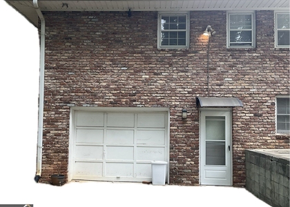 2106 Pawnee Drive Se - Photo 1