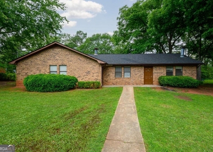 113 Tanglewood Drive - Photo 1