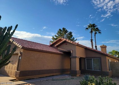 1378 E Cullumber Street - Photo 1