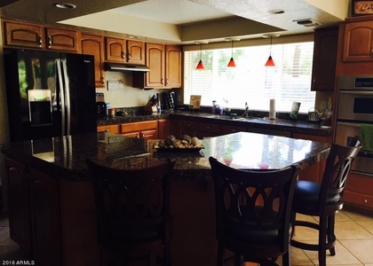 1929 E La Vieve Lane - Photo 1
