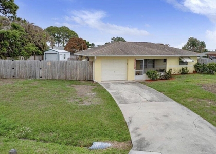1491 Se Concha Street - Photo 1