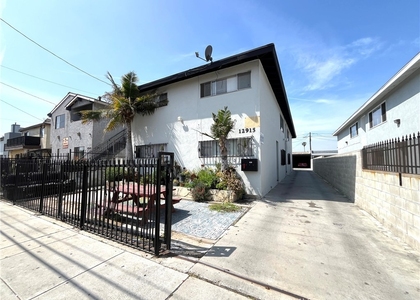 12915 Doty Avenue - Photo 1