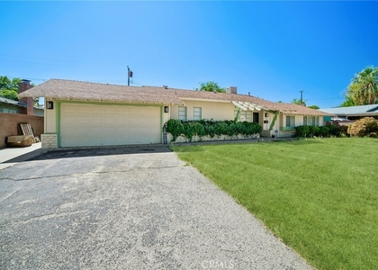 1112 E Avenue J4 - Photo 1