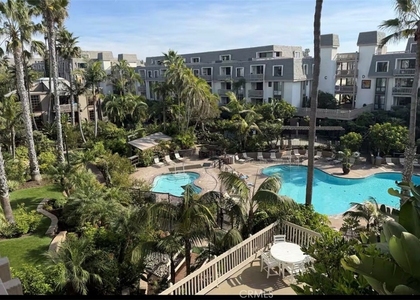 999 N Pacific - Photo 1