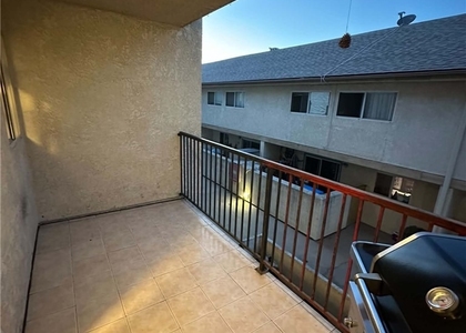 7641 Reseda Blvd - Photo 1