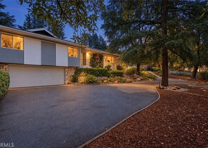 931 Vista Del Valle - Photo 1
