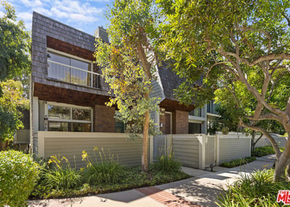 13360 Maxella Avenue - Photo 1