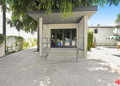 2614 Alsace Avenue - Photo 1