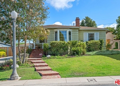 6112 W 77th Street - Photo 1