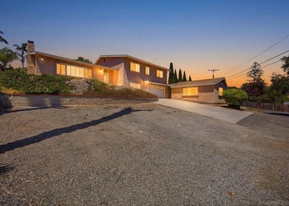 352 Beaumont Drive - Photo 1