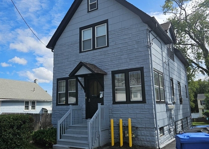 582 Mereline Avenue - Photo 1
