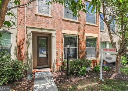 42274 Hampton Woods Terrace - Photo 1