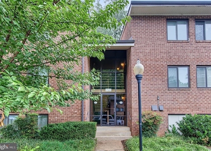 1523 Northgate Square - Photo 1