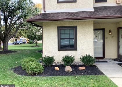 125 Allens Lane - Photo 1