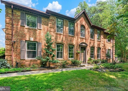 2557 Jigger Way - Photo 1