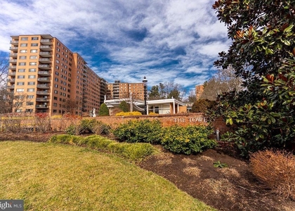 4201 Cathedral Avenue Nw - Photo 1