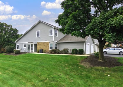 8320 Highpoint Circle - Photo 1