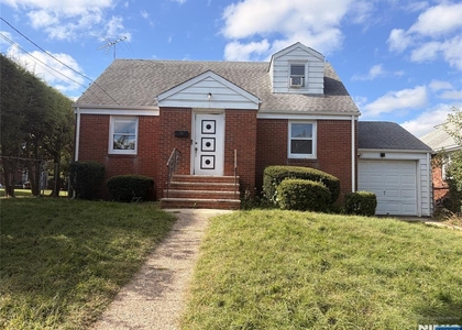 284 Main - Photo 1