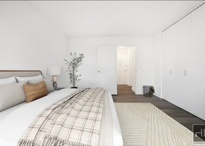 Second Avenue - Photo 1