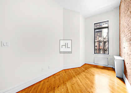 West 54 Street - Photo 1