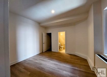 West 34th Street - Photo 1