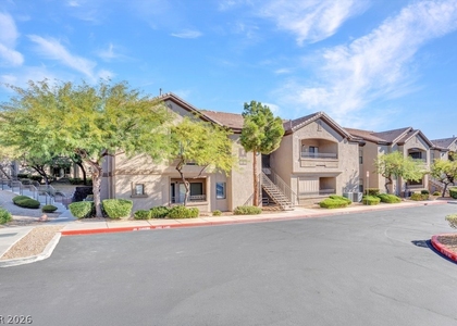 8250 N Grand Canyon Drive - Photo 1