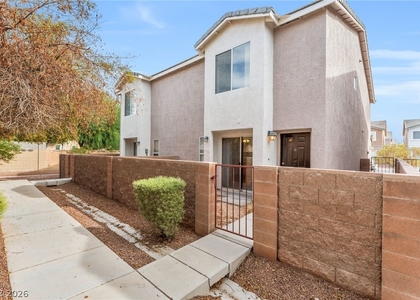 3686 Golden Sunset Court - Photo 1