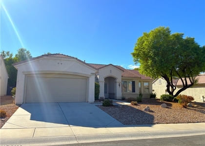 1604 Wellington Spring Avenue - Photo 1